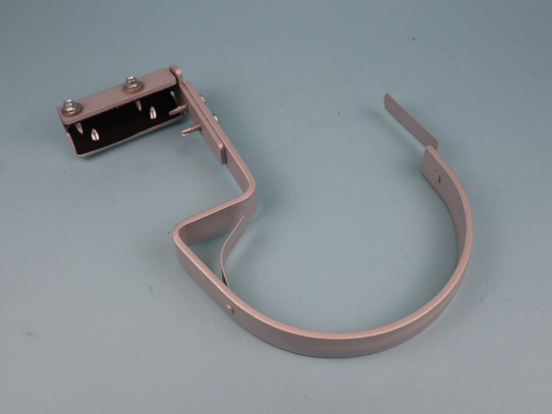 Rinnenhalter / Rinnenhaken - Set für Sandwichpaneele Rinnenhalter / Rinnenhaken - Set für Sandwichpaneele