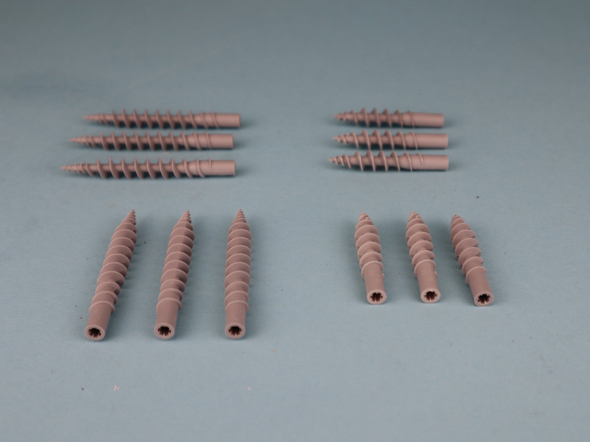 Isolierplattenschraubdübel IPSD für WDVS / Holzfaserplatten Isolierplattenschraubdübel IPSD für WDVS / Holzfaserplatten