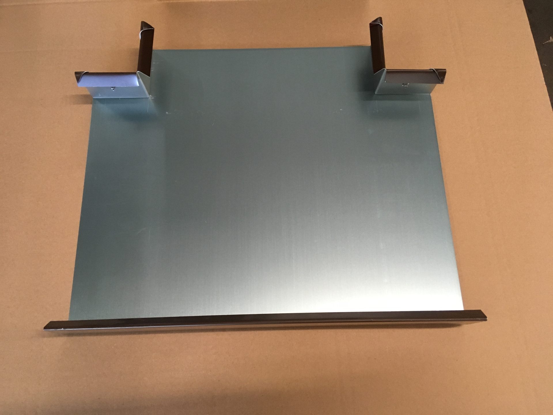 Pfeilerabdeckung und T-Stück in Aluminium braun, Abdeckungsbreite 27cm